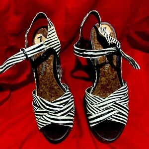 Sam Edleman platforms